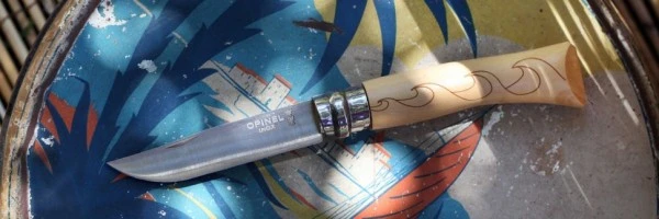 Нож Opinel №7 Nature, нержавеющая сталь, рукоять самшит, гравировка волны, 001552 Нож Opinel №7 Nature, нержавеющая сталь, рукоять самшит, гравировка волны, 001552