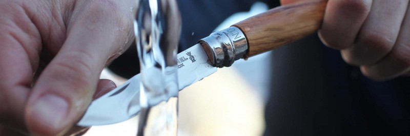 Нож Opinel №8, нержавеющая сталь, рукоять оливковое дерево, деревянный футляр, чехол